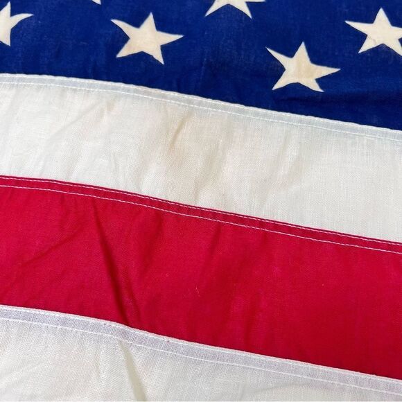 Vintage Valley Forge Flag Co. Spring City PA. 3’ x 5’ 100% Cotton Pioneer Flag - Picture 9 of 13